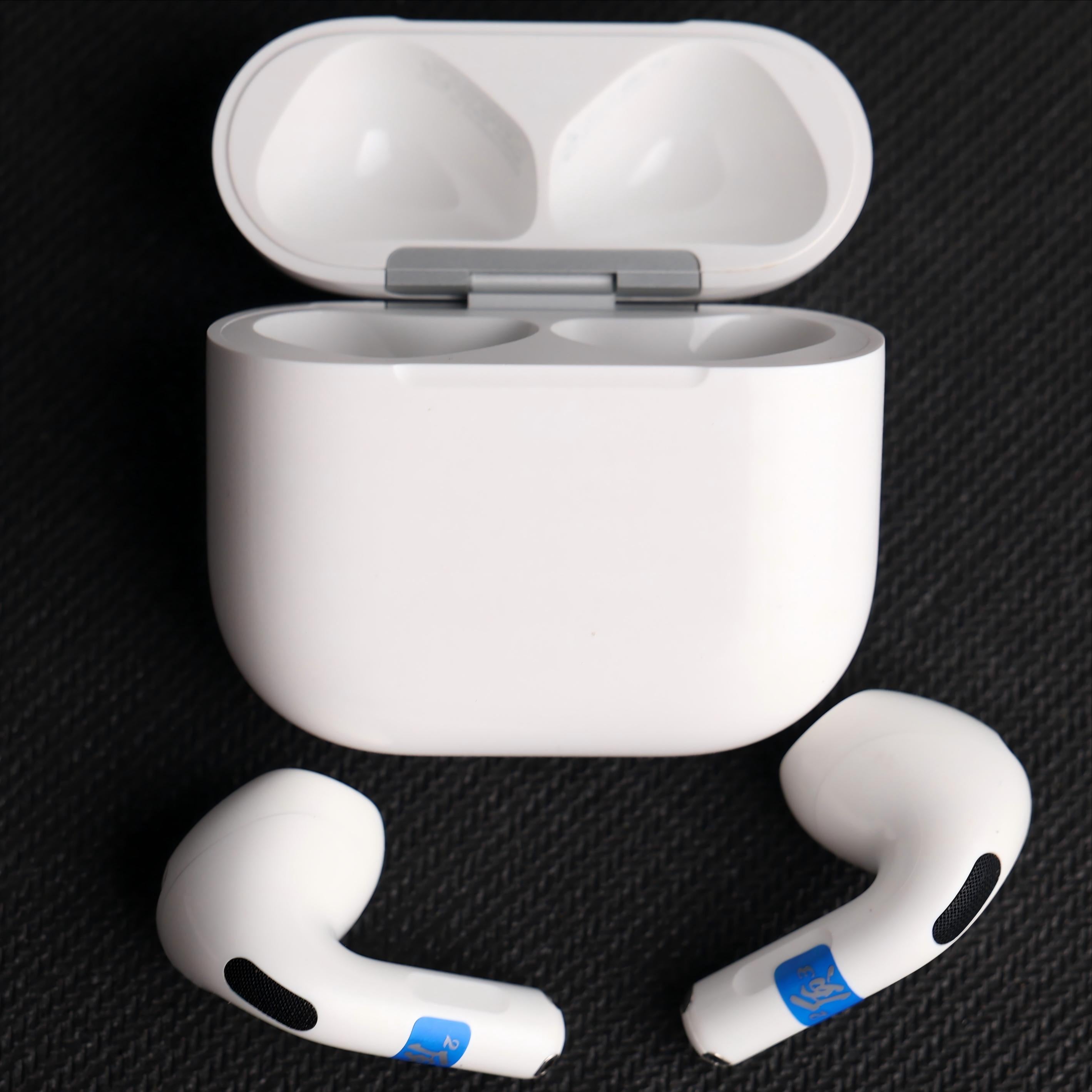 Original Used AirPods 4 ANC Right Earbud Replacement – Genuine OEM A3055 A3056 A3057 Right Side Only for A3059 Case, 1-Year Warranty