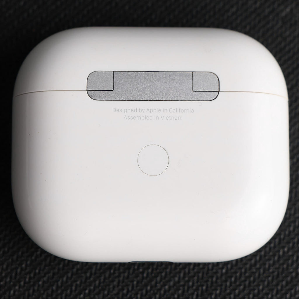 Original Used AirPods 3 Charging Case Replacement – Genuine OEM A2897 A2566 Case Only for A2564 A2565 Earbuds, 1-Year Warranty