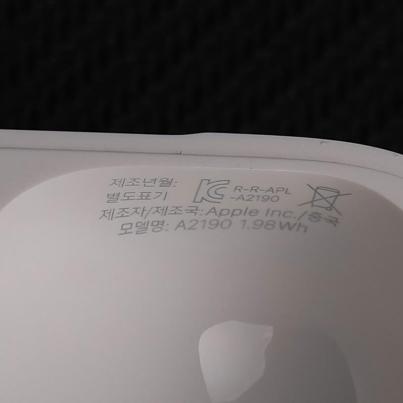 Original Used AirPods Pro 1st Generation A2190 Charging Case Replacement – Genuine OEM Charging Case Only for A2083 A2084 Earbuds