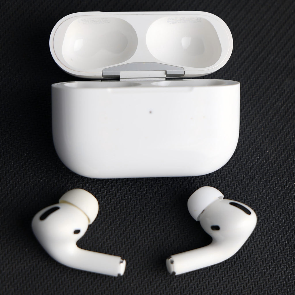 Original Used AirPods Pro 1st Gen A2083 Right Earbud Replacement – Genuine OEM Right Side Only for A2190 Charging Case, Compatible with A2084, 1-Year Warranty