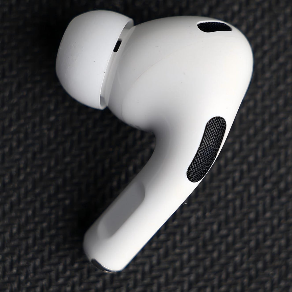 Original Used AirPods Pro 2nd Generation Lightning Left Earbud Replacement – Genuine OEM A2931 A2698 A2699 Left Side Only for A2700 Charging Case