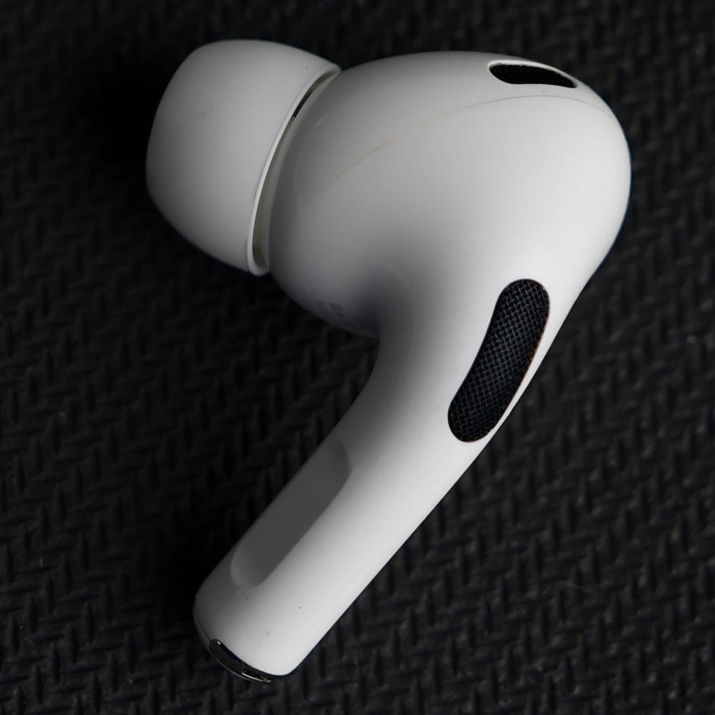 Original Used AirPods Pro 2nd Generation USB-C Left Earbud Replacement – Genuine OEM A3047 A3048 A3049 Left Side Only for A2968 Charging Case