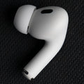 Original Used AirPods Pro 2nd Generation USB-C Right Earbud Replacement – Genuine OEM A3047 A3048 A3049 Right Side Only for A2968 Charging Case