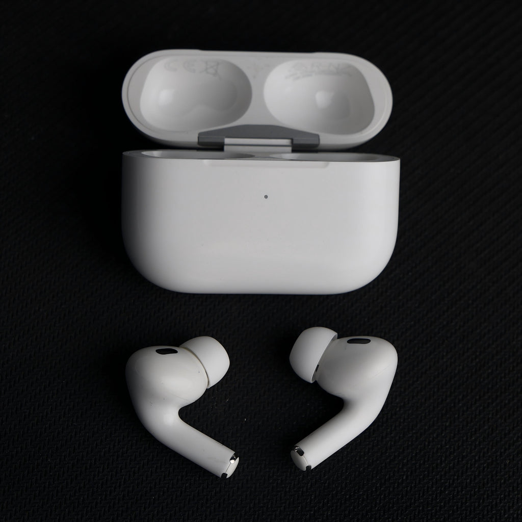 Original Used AirPods Pro 2nd Generation USB-C Left Earbud Replacement – Genuine OEM A3047 A3048 A3049 Left Side Only for A2968 Charging Case