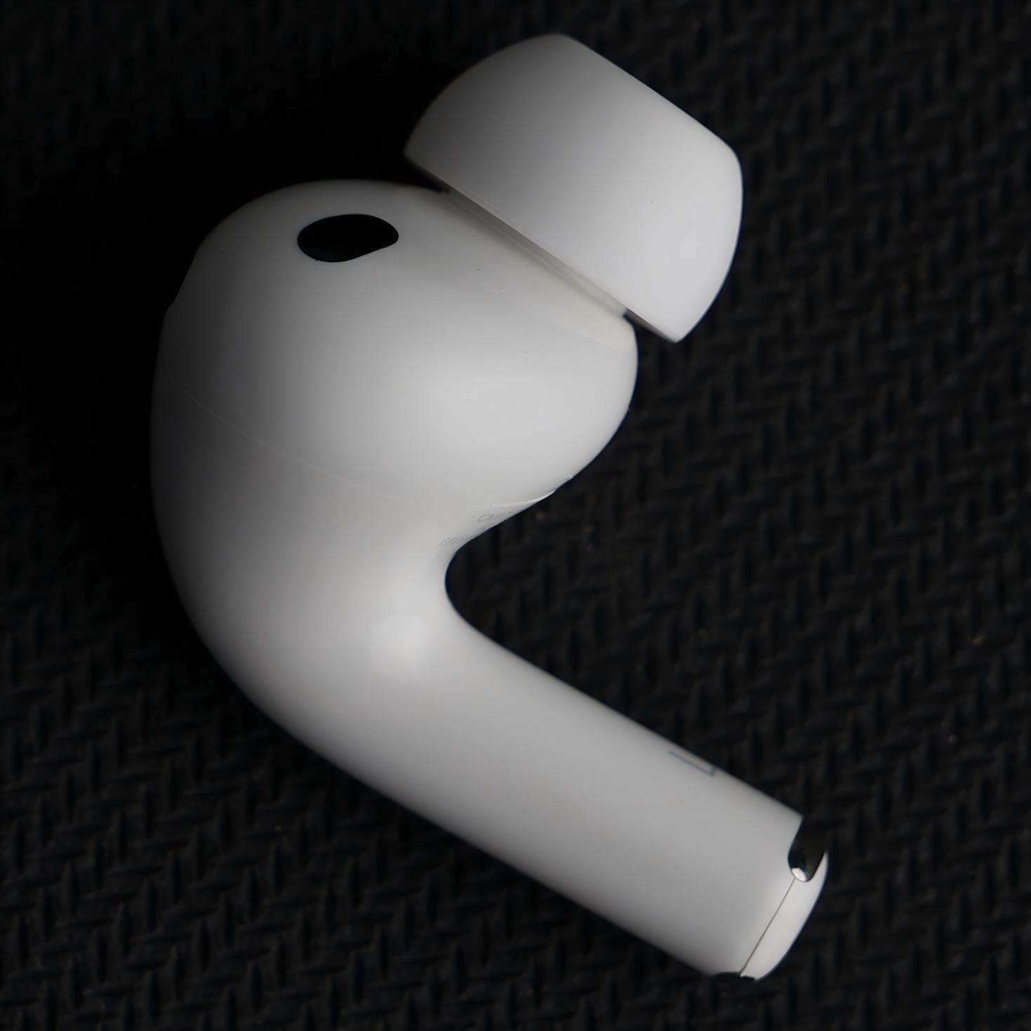 Original Used AirPods Pro 3 Left Earbud Replacement – Genuine OEM A3063 A3064 A3065 Left Side Only for A3122 Charging Case